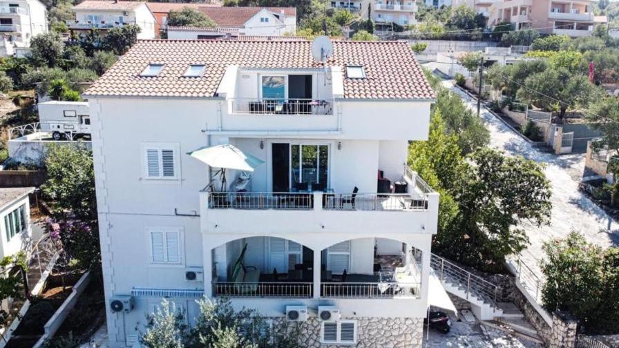 Appartement Genesis à Trogir Extérieur photo